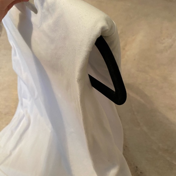 Shoulder pad top - Picture 2 of 3